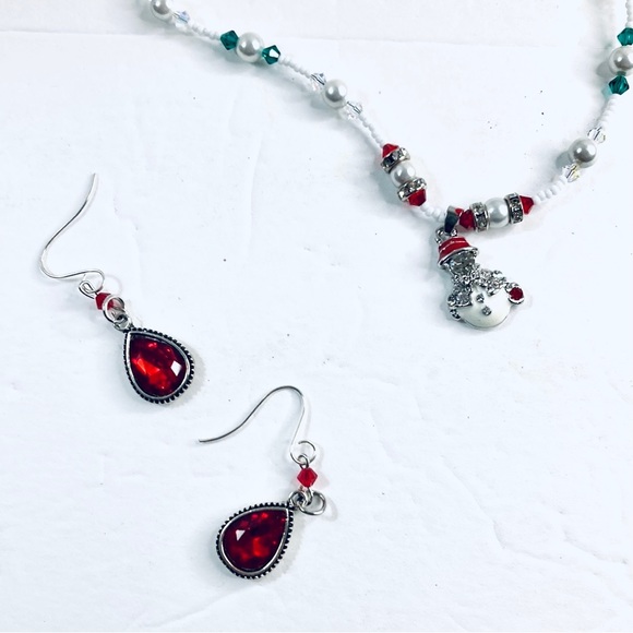 Artisan Crafted Handmade Sparkling Snowgirl Christmas Necklace - Picture 9 of 9